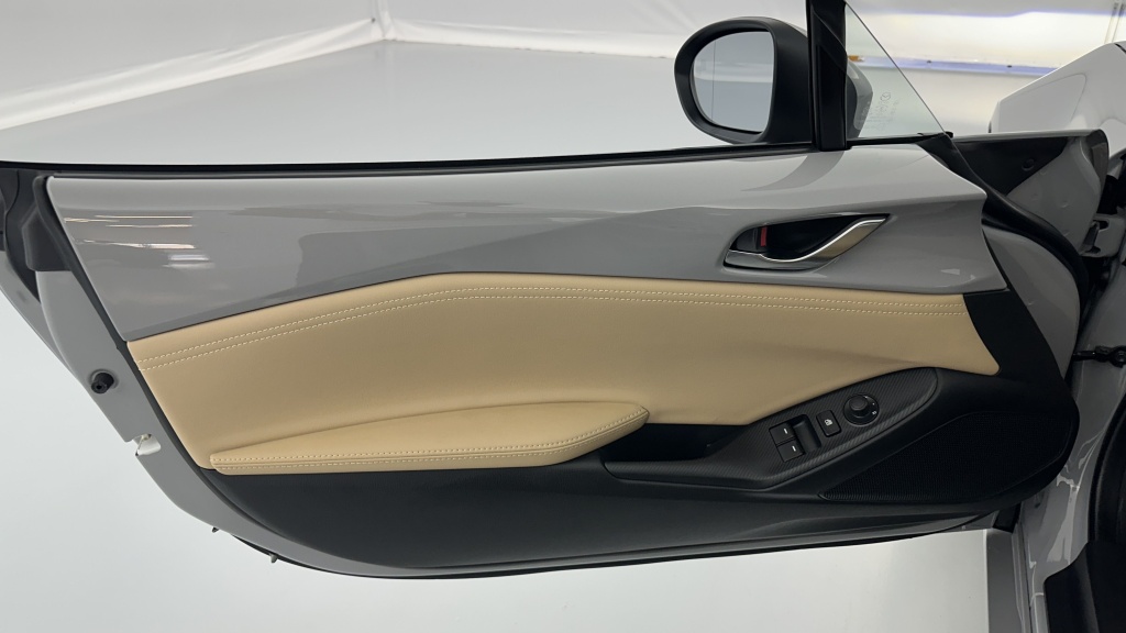 MAZDA MX-5 Roadster 1.5 SKYACTIV-G 132ch Kazari - ref: 8-GLI00002675 - Photo 11