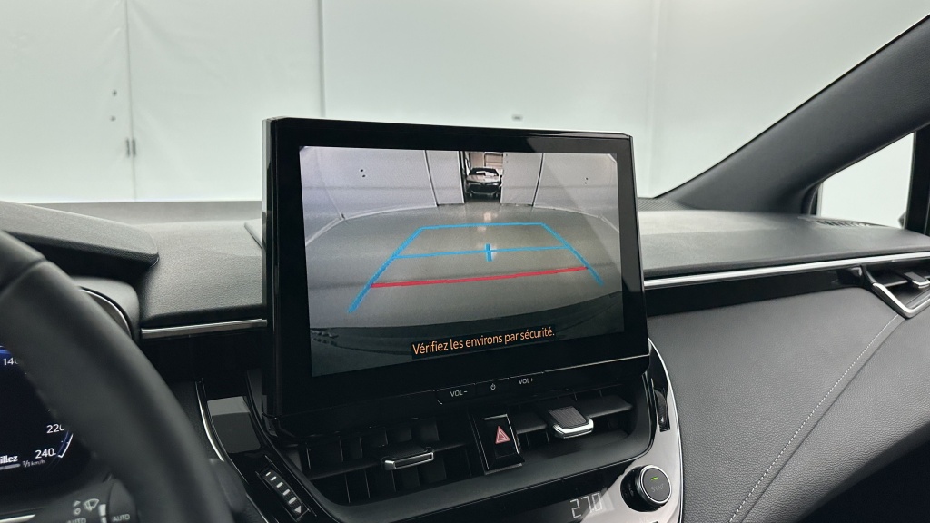 TOYOTA Corolla Touring Sport X 1.8 Hybrid 140ch Design (Team Player) - ref: 8-GLI00002678 - Photo 18