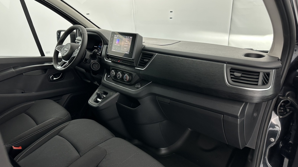 NISSAN Primastar Combi L2H1 3.0t 2.0 dCi 150ch N-Connecta BVA9 - ref: 8-GLI00002747 - Photo 7