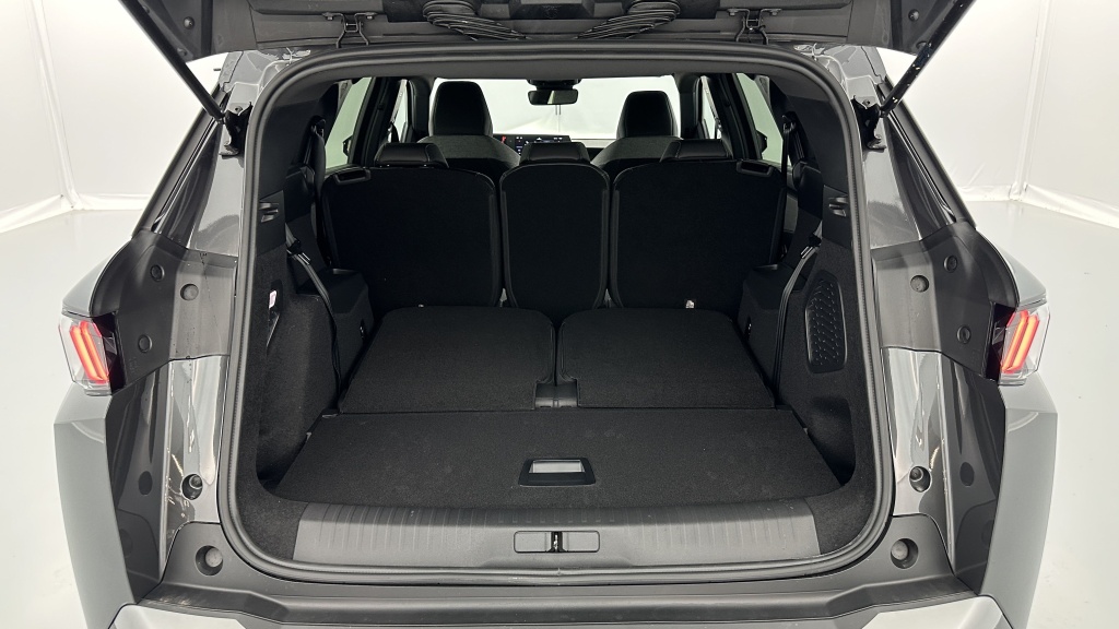 PEUGEOT 5008 1.2 Hybrid 145ch Allure e-DCS6 - ref: 8-GLI00002786 - Photo 10