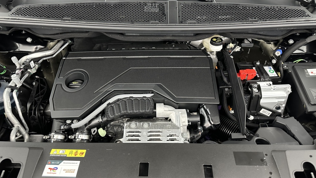 PEUGEOT 5008 1.2 Hybrid 145ch Allure e-DCS6 - ref: 8-GLI00002786 - Photo 12