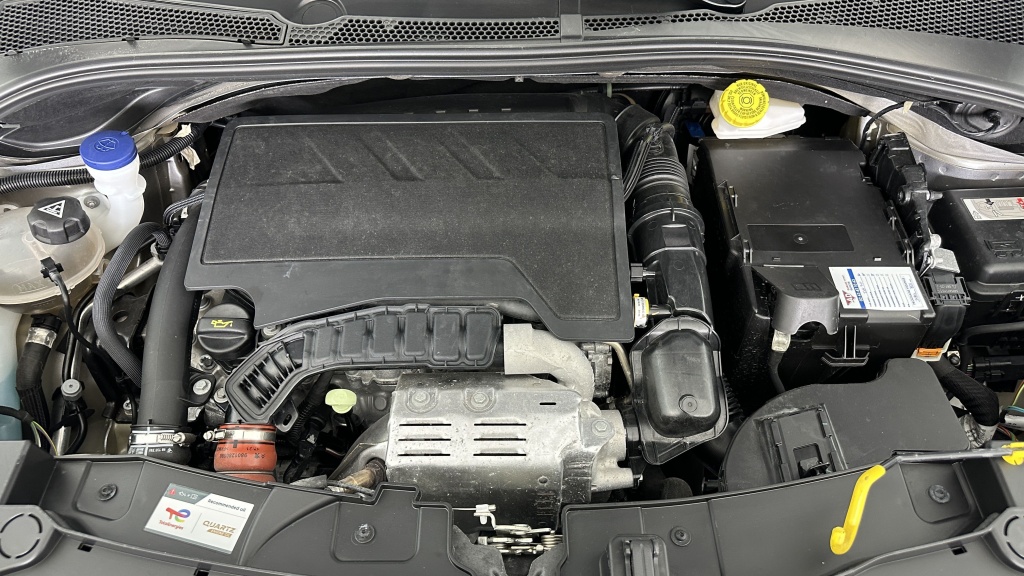 CITROEN C3 III 1.2 PureTech 110ch Plus - ref: 8-GLI00002791 - Photo 11