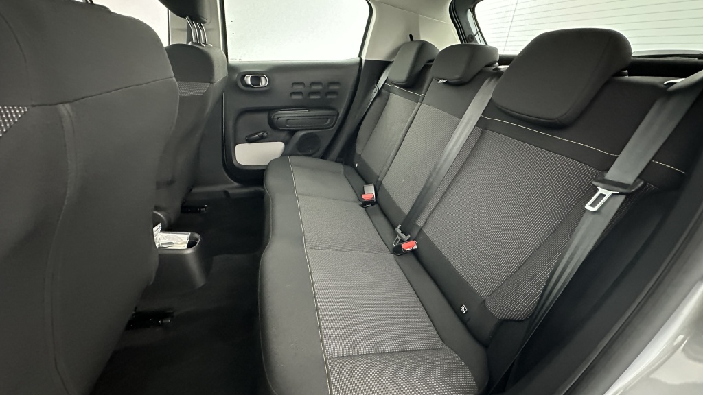 CITROEN C3 III 1.2 PureTech 110ch Plus - ref: 8-GLI00002791 - Photo 9