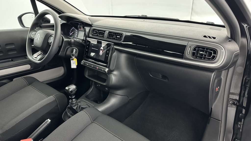 CITROEN C3 III 1.2 PureTech 110ch Plus - ref: 8-GLI00002808 - Photo 8