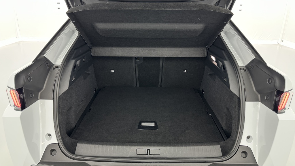 PEUGEOT 3008 1.2 Hybrid 136ch Allure e-DCS6 - ref: 8-GLI00002826 - Photo 10