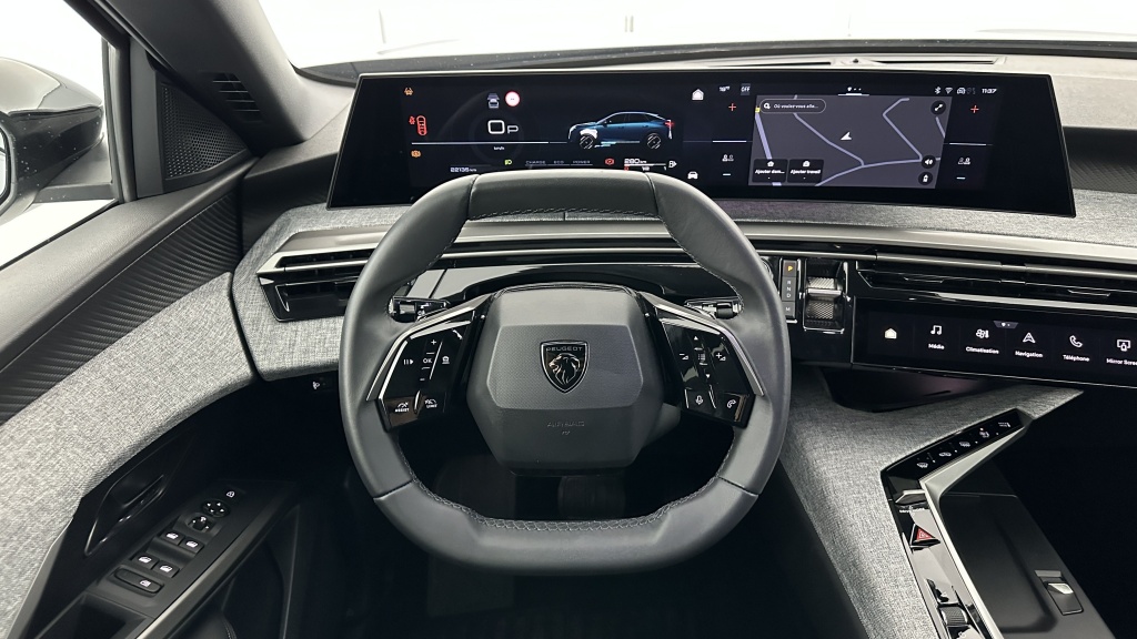 PEUGEOT 3008 1.2 Hybrid 136ch Allure e-DCS6 - ref: 8-GLI00002830 - Photo 13