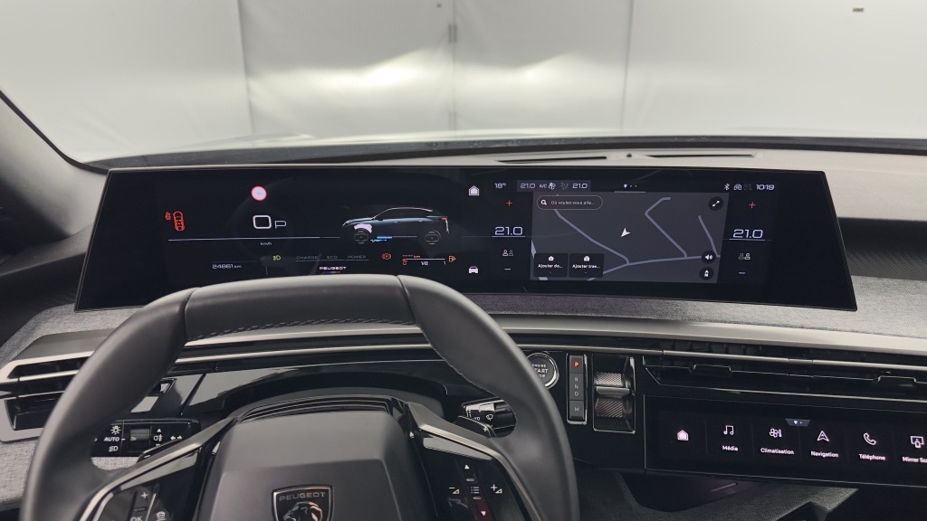 PEUGEOT 3008 1.2 Hybrid 136ch Allure e-DCS6 - ref: 8-GLI00002833 - Photo 13