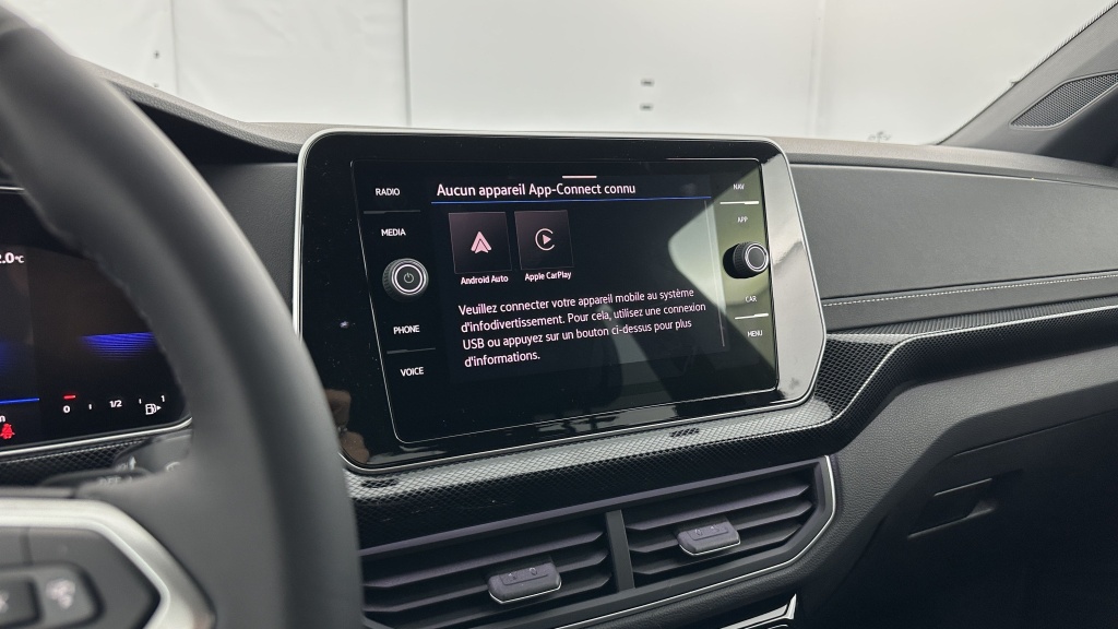 VOLKSWAGEN T-Cross 1.0 TSI 116ch R-Line DSG7 - ref: 8-GLI00002899 - Photo 20