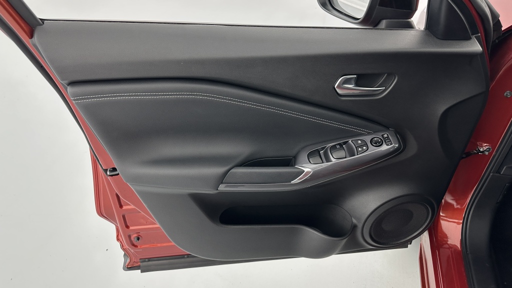 NISSAN Juke 1.6 HYBRID 143ch N-Connecta - ref: 8-GLI00002939 - Photo 12