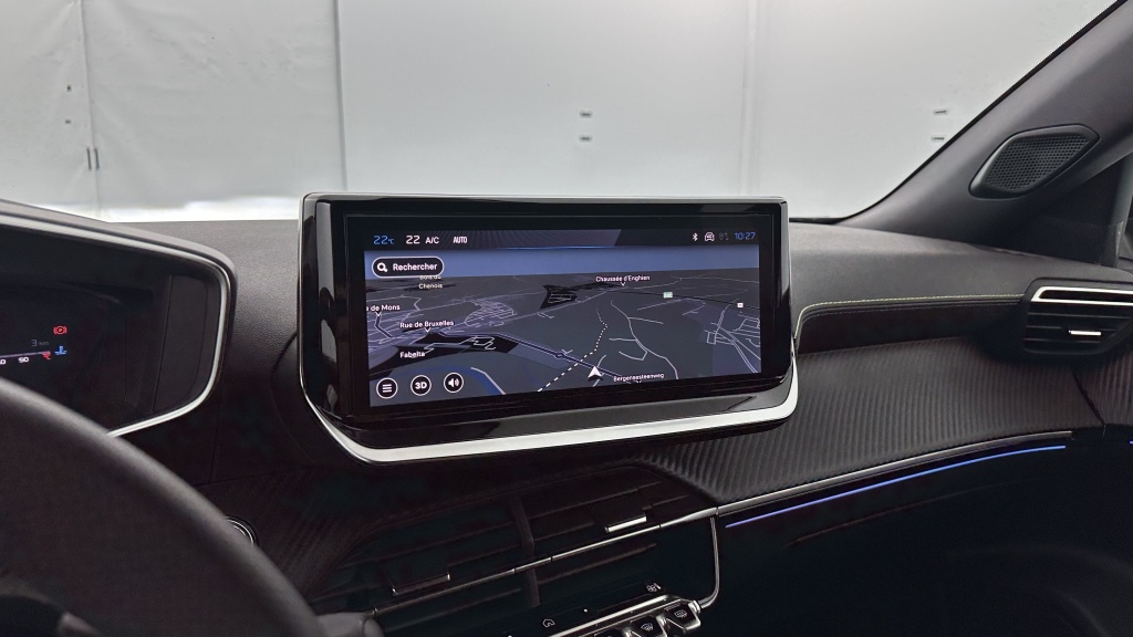 PEUGEOT 2008 II(2) 1.2 Hybrid 136ch GT e-DCS6 - ref: 8-GLI00003075 - Photo 18