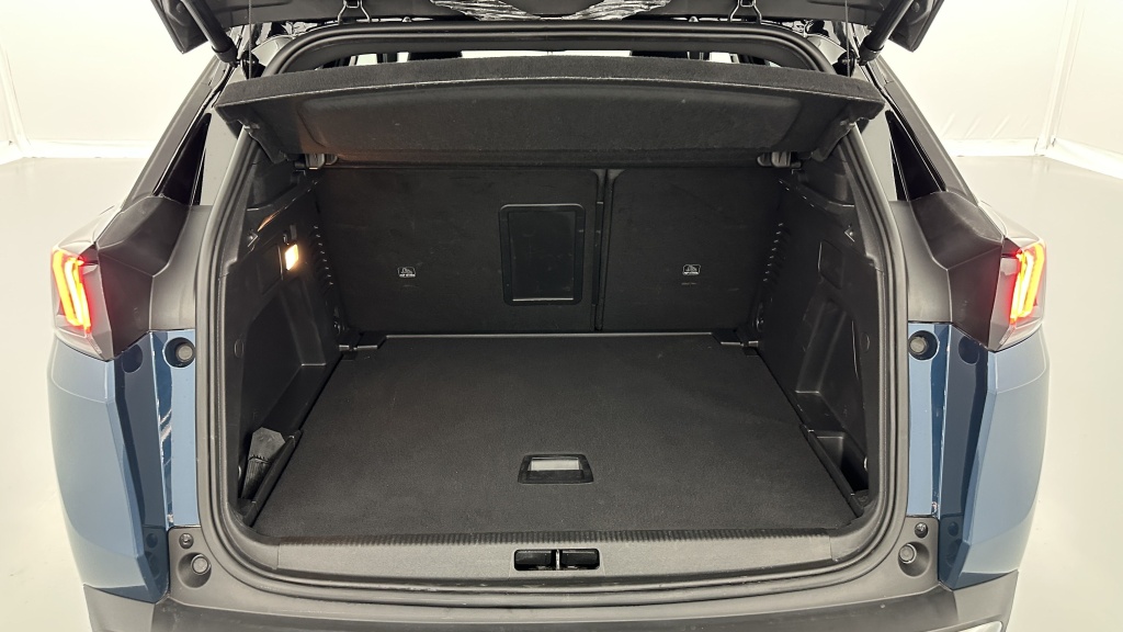 PEUGEOT 3008 1.2 Hybrid 136ch Allure Pack e-DCS6 - ref: 8-GLI00006267 - Photo 10