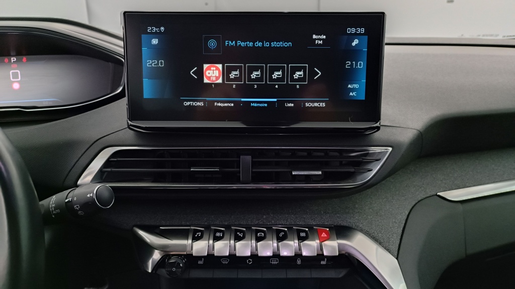 PEUGEOT 5008 III 1.5 BlueHDi 130ch Allure Pack EAT8 - ref: 8-GLI00006270 - Photo 17