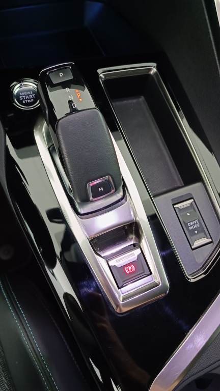 PEUGEOT 5008 III 1.5 BlueHDi 130ch Allure Pack EAT8 - ref: 8-GLI00006270 - Photo 18