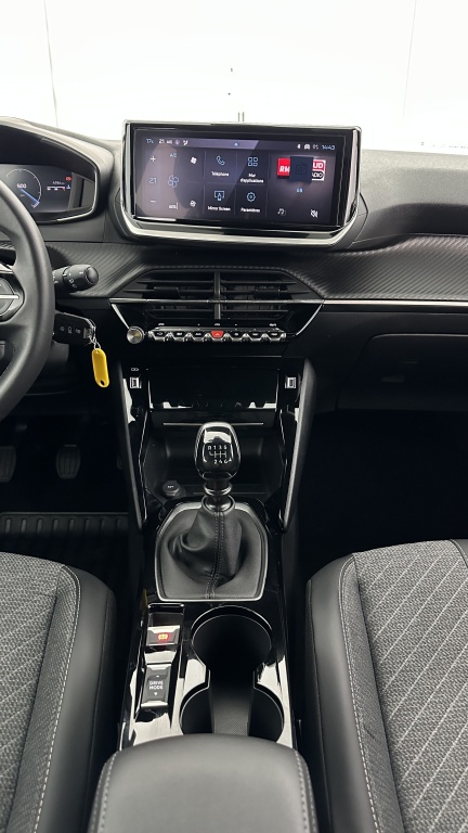 PEUGEOT 2008 1.2 PureTech 100ch Allure - ref: 8-GLI00006854 - Photo 14