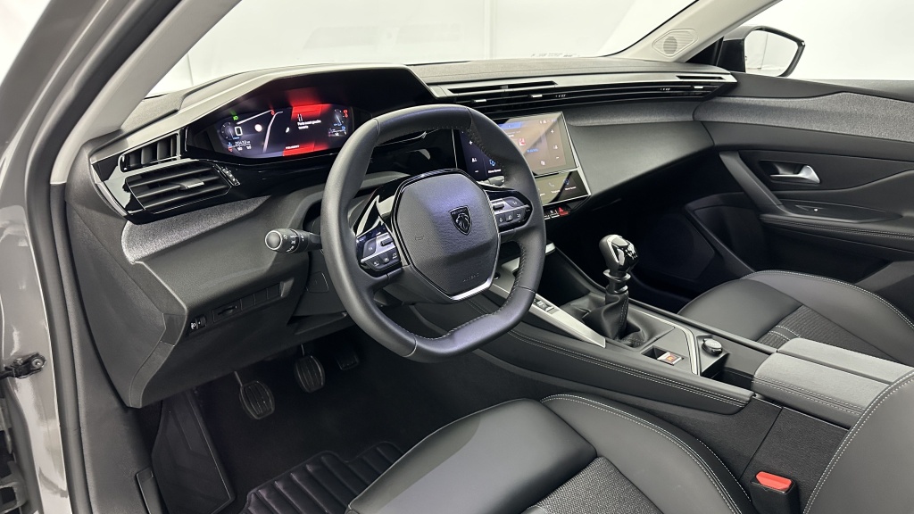 PEUGEOT 308 SW 1.2 PureTech 130ch Allure - ref: 8-GLI00006880 - Photo 6