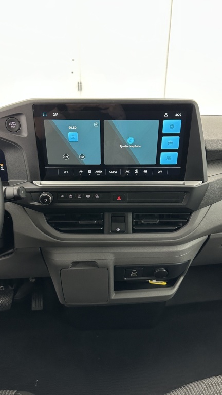 VOLKSWAGEN Transporter T7 L2H1 2.0 TDI 150ch Business BVA8 - ref: 8-GLI00006902 - Photo 13