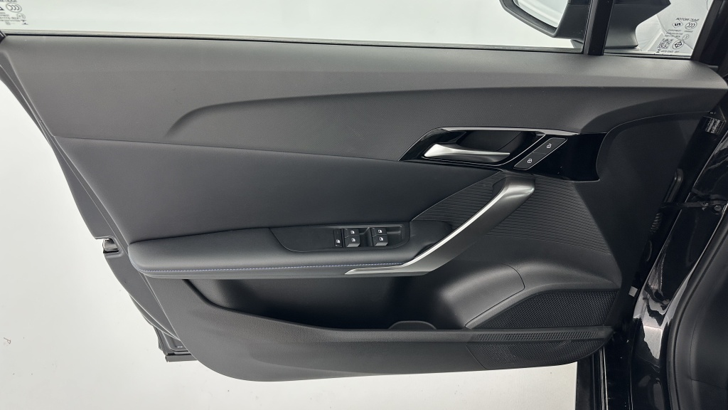 MG MG4 Electric 51kWh - 125 kW 2WD Standard - ref: 8-GLI00007014 - Photo 12