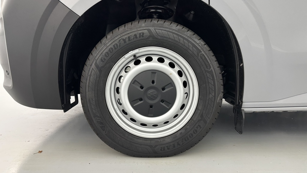 VOLKSWAGEN Transporter T7 Van L1 2.0 TDI 150ch Business BVA8 - ref: 8-GLI00007682 - Photo 10