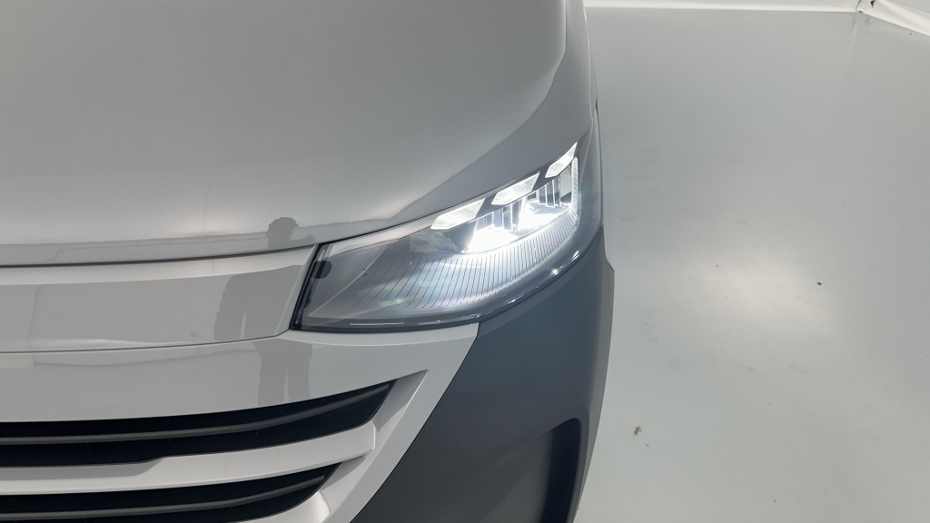 VOLKSWAGEN Transporter T7 Van L1 2.0 TDI 150ch Business BVA8 - ref: 8-GLI00007682 - Photo 16