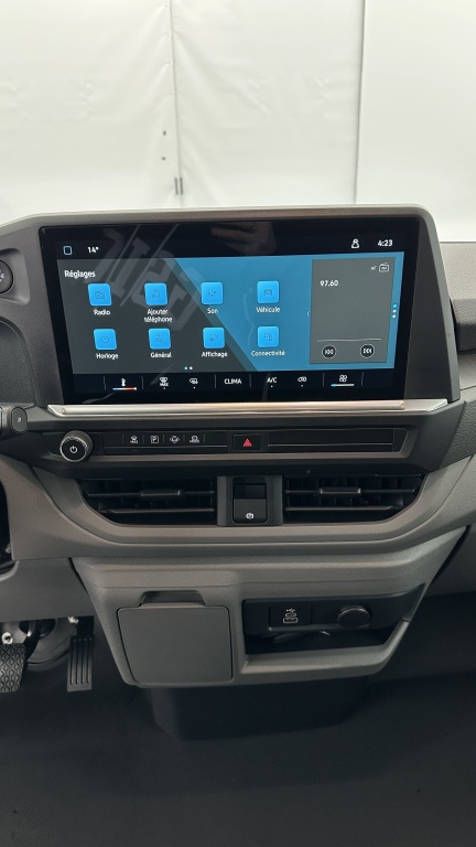 VOLKSWAGEN Transporter T7 Van L1 2.0 TDI 150ch Business BVA8 - ref: 8-GLI00007683 - Photo 11