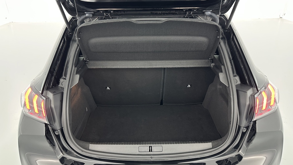 PEUGEOT 208 1.2 Puretech 100ch Allure - ref: 8-GLI00008061 - Photo 10