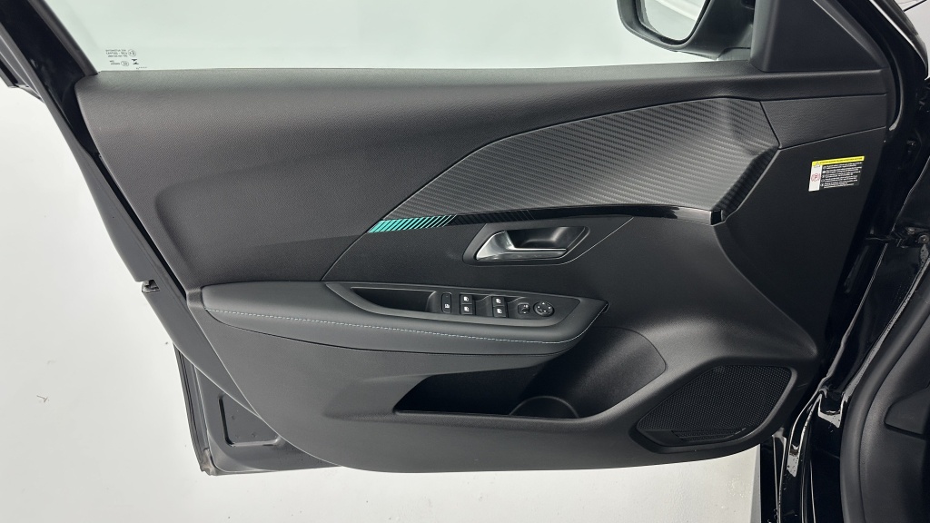 PEUGEOT 208 1.2 Puretech 100ch Allure - ref: 8-GLI00008061 - Photo 12