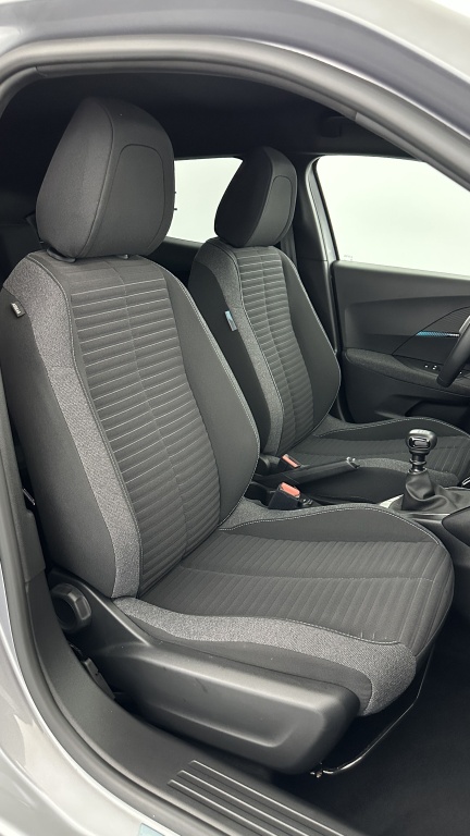 PEUGEOT 2008 1.2 PureTech 100ch Style - ref: 8-GLI00008062 - Photo 16