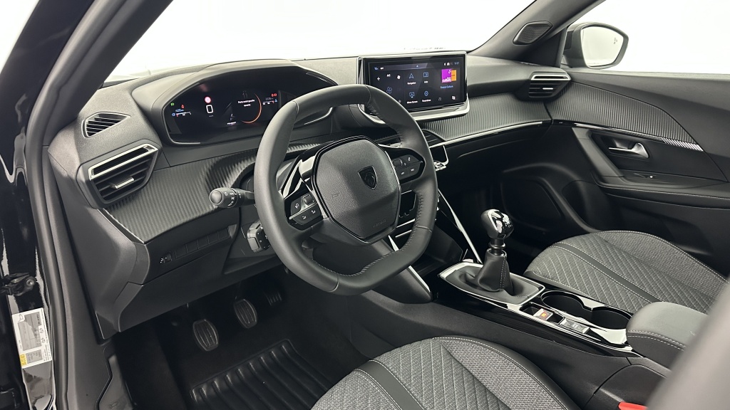 PEUGEOT 2008 1.2 PureTech 100ch Allure - ref: 8-GLI00008266 - Photo 6