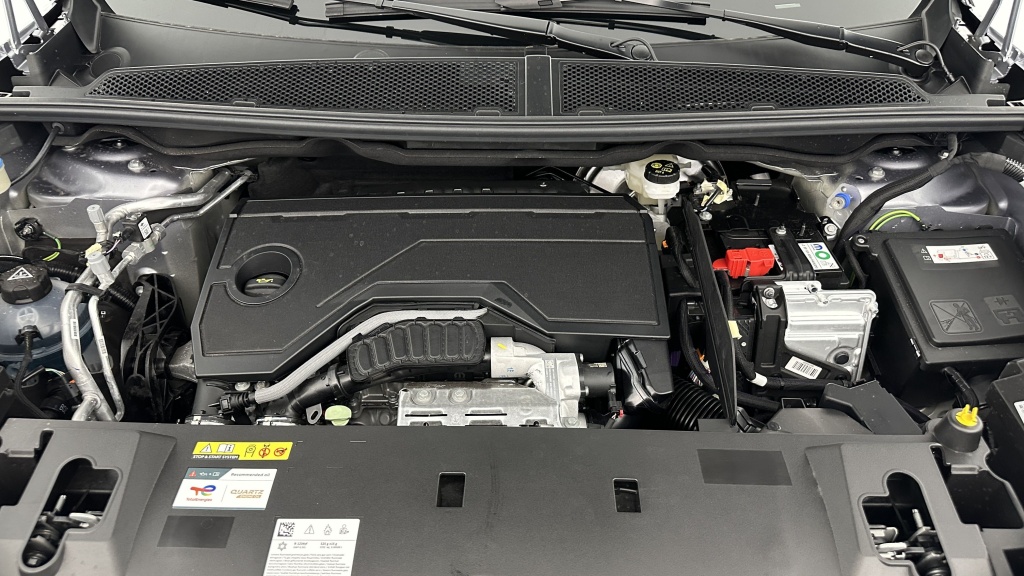 PEUGEOT 5008 1.2 Hybrid 145ch Allure e-DCS6 - ref: 8-GLI00008312 - Photo 12