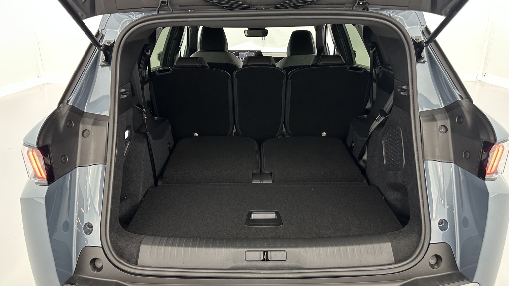 PEUGEOT 5008 1.2 Hybrid 145ch Allure e-DCS6 - ref: 8-GLI00008313 - Photo 10