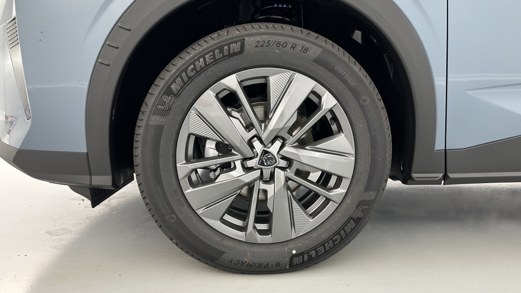 PEUGEOT 5008 1.2 Hybrid 145ch Allure e-DCS6 - ref: 8-GLI00008314 - Photo 13