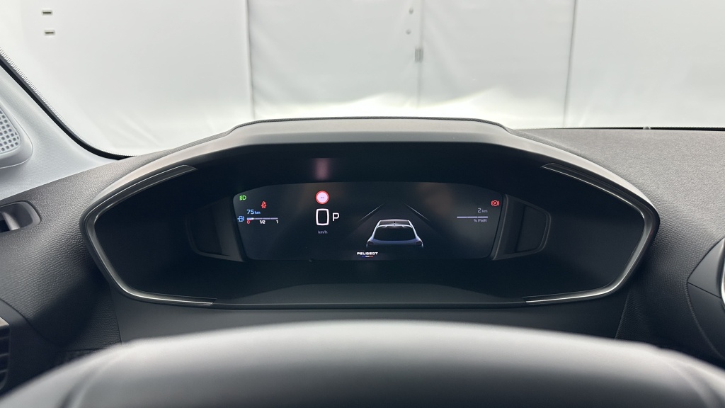 PEUGEOT 208 1.2 Hybrid 110ch Allure e-DCS6 - ref: 8-GLI00009512 - Photo 14