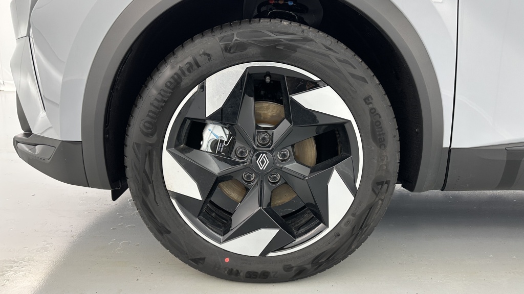 RENAULT Captur II 1.8 E-Tech full hybrid 160ch Techno - ref: 8-GLI00009839 - Photo 12