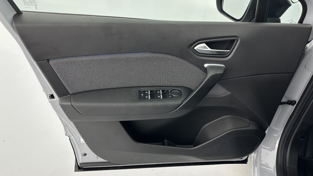 RENAULT Captur II 1.8 E-Tech full hybrid 160ch Techno - ref: 8-GLI00009839 - Photo 13