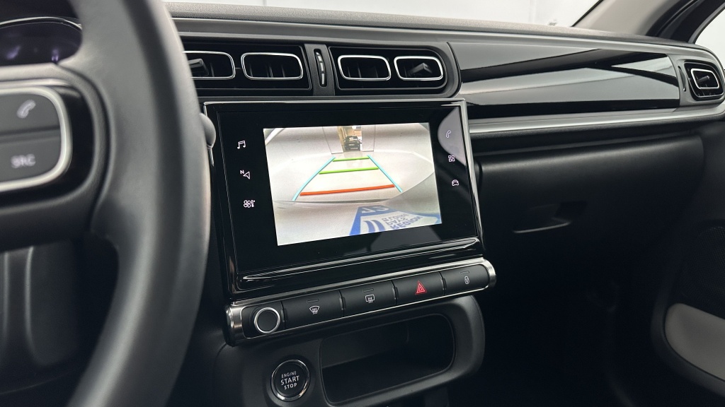 CITROEN C3 1.2 PureTech 110ch Max - ref: 8-GLI00009843 - Photo 18