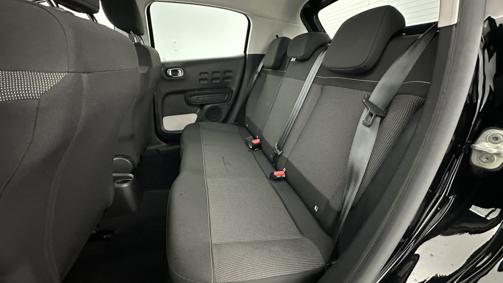 CITROEN C3 1.2 PureTech 110ch Max - ref: 8-GLI00009844 - Photo 9