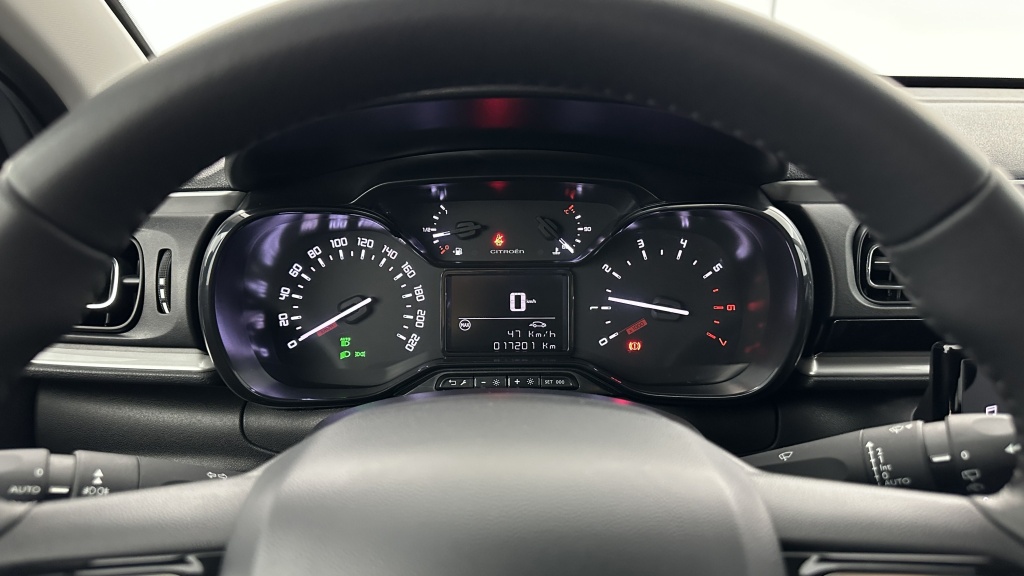 CITROEN C3 1.2 PureTech 110ch Max - ref: 8-GLI00009846 - Photo 14