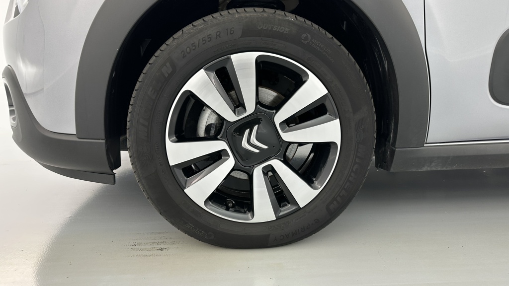 CITROEN C3 1.2 PureTech 110ch Max - ref: 8-GLI00009850 - Photo 12