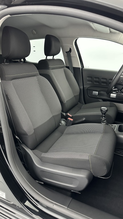 CITROEN C3 1.2 PureTech 110ch Max - ref: 8-GLI00009853 - Photo 16