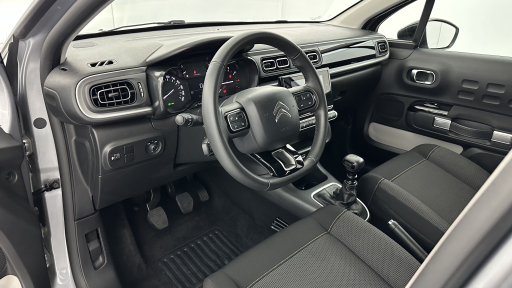 CITROEN C3 1.2 PureTech 110ch Max - ref: 8-GLI00009855 - Photo 6