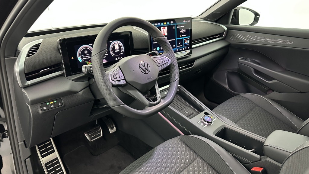 VOLKSWAGEN T-Roc 1.5 eTSI EVO2 Hybrid 150ch R-Line DSG7 - ref: 8-GLI00010012 - Photo 6