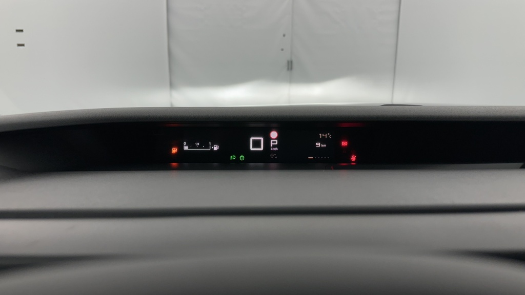 CITROEN C3 Aircross 1.2 Hybride 145ch Plus e-DCS6 - ref: 8-GLI00010195 - Photo 14