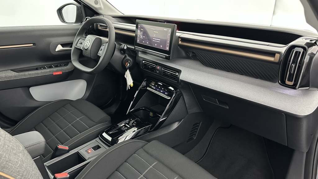 CITROEN C3 Aircross 1.2 Hybride 145ch Plus e-DCS6 - ref: 8-GLI00010195 - Photo 8