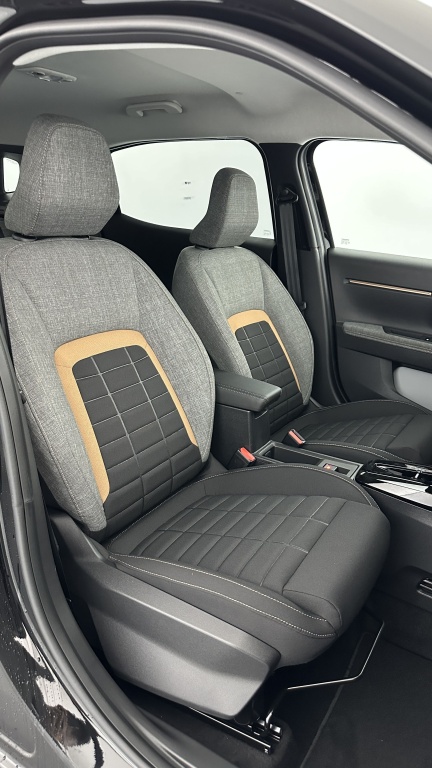 CITROEN C3 Aircross 1.2 Hybride 145ch Plus e-DCS6 - ref: 8-GLI00010201 - Photo 18