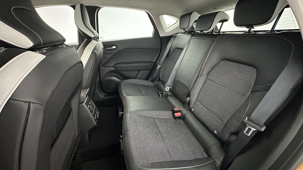 RENAULT Captur II 1.3 TCe 140ch Intens EDC - ref: 8-GLI00010218 - Photo 9