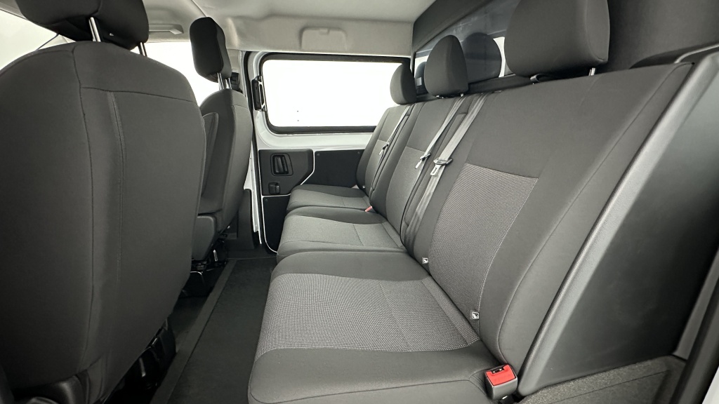 PEUGEOT Expert Cabine Approfondie M 2.0 BlueHDi 180ch EAT8 - ref: 8-GLI00010699 - Photo 8