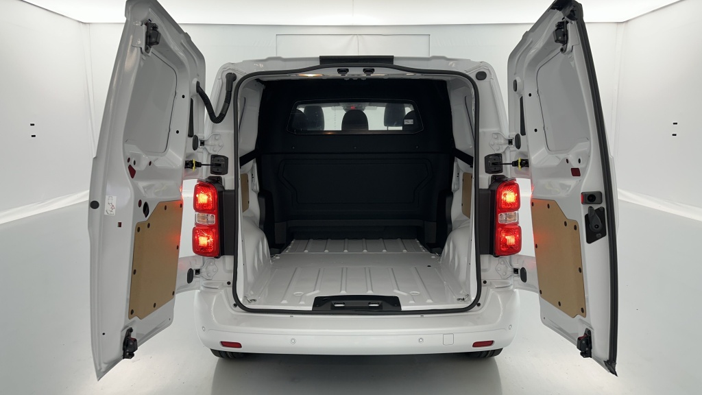 PEUGEOT Expert Cabine Approfondie M 2.0 BlueHDi 180ch EAT8 - ref: 8-GLI00010699 - Photo 9