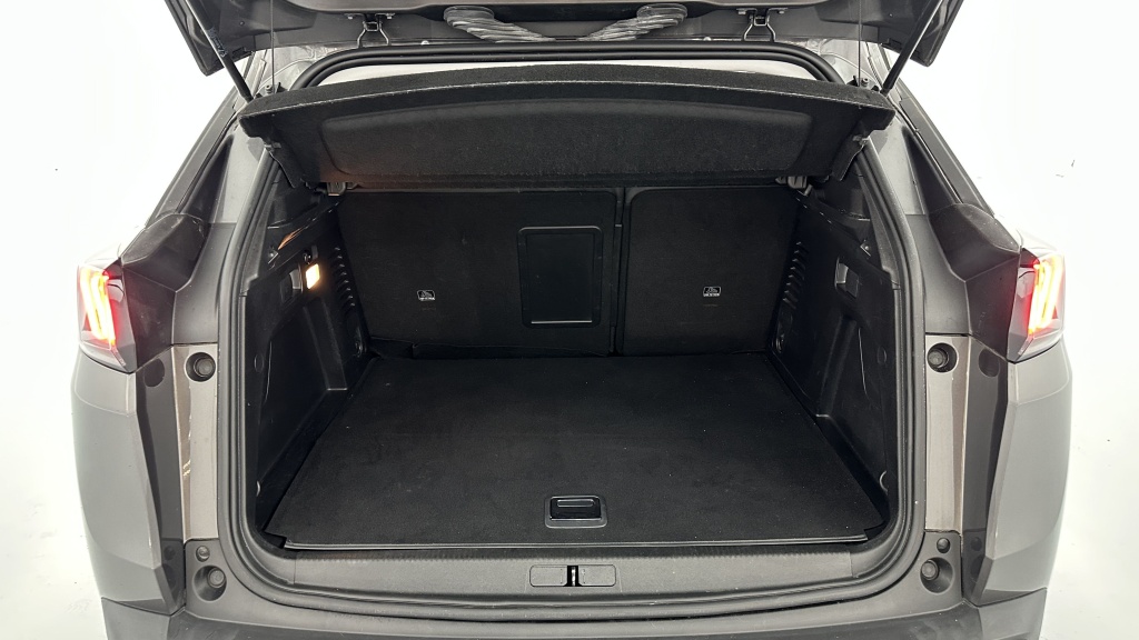 PEUGEOT 3008 II 1.6 Hybrid 225ch Allure Pack e-EAT8 - ref: 8-GLI00010832 - Photo 10