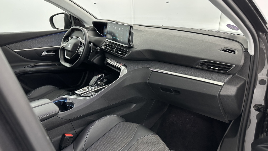 PEUGEOT 3008 II 1.6 Hybrid 225ch Allure Pack e-EAT8 - ref: 8-GLI00010832 - Photo 8