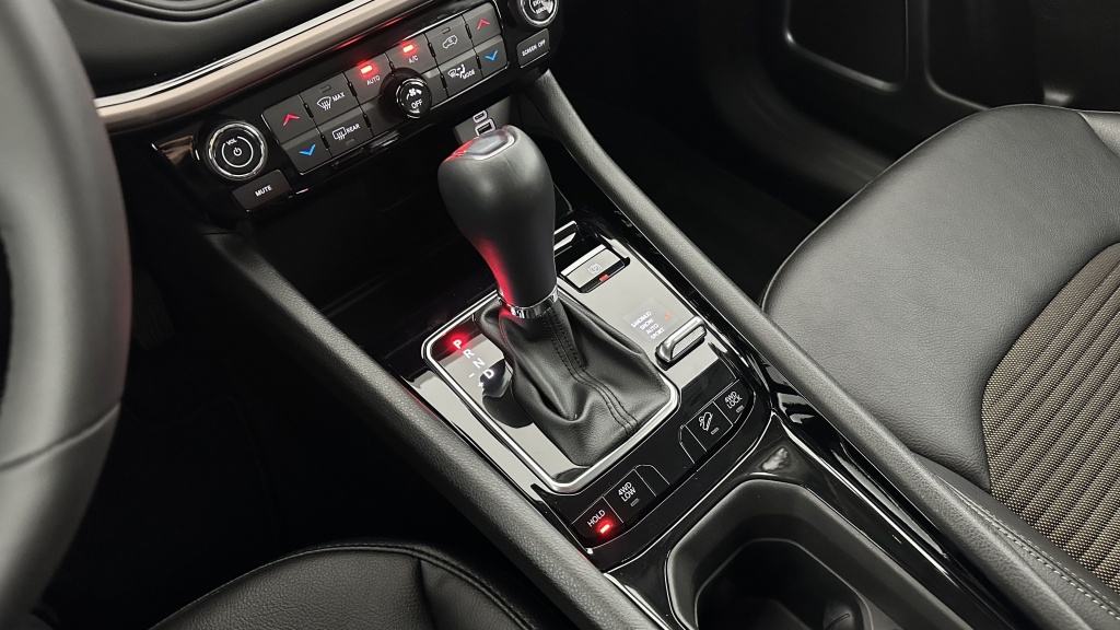 JEEP Compass II 1.3 T4 240ch PHEV 4xe Overland AT6 eAWD - ref: 8-GLI00011021 - Photo 16